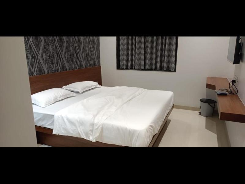 Hotel Drc Nāsik Eksteriør bilde